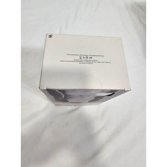 Men Calvin Klein 3 Tanks - Picture 4 of 4